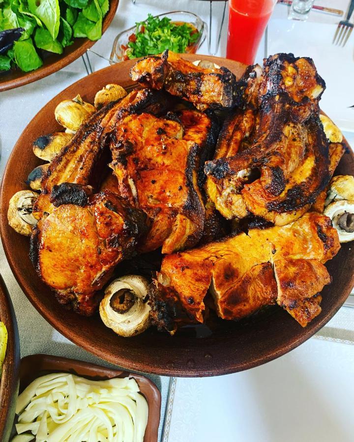 Exclusive Wine & Gastro Yard Yeghegnadzor Exterior foto